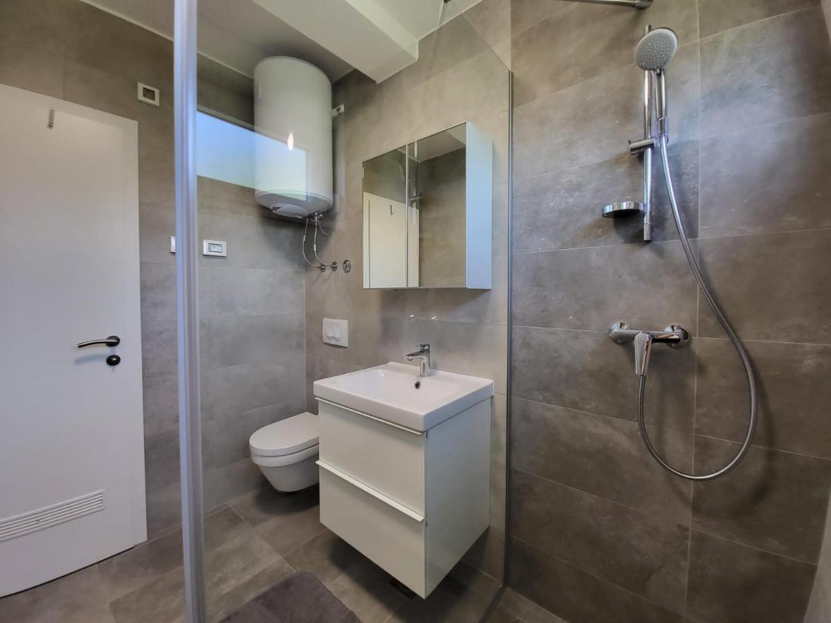 Vila Maslina-apartman br.4 Zadar Exterior foto